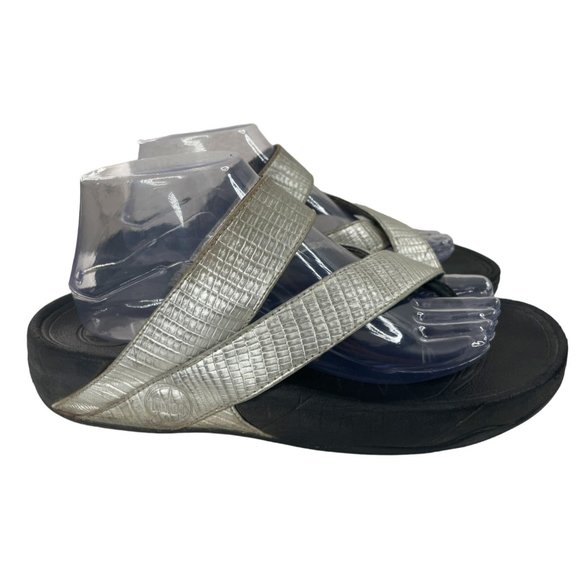 FitFlop Women's Lulu Shimmer Cross Silver Orthopedic Sandals Sz 9M (563-817) - Picture 1 of 8